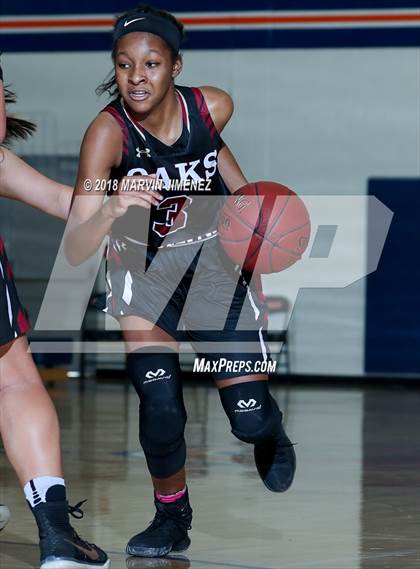 Thumbnail 2 in Oaks Christian @ Rolling Hills Prep photogallery.