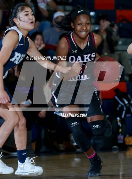 Thumbnail 1 in Oaks Christian @ Rolling Hills Prep photogallery.