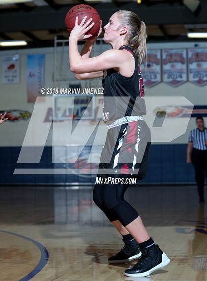 Thumbnail 2 in Oaks Christian @ Rolling Hills Prep photogallery.