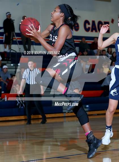 Thumbnail 3 in Oaks Christian @ Rolling Hills Prep photogallery.
