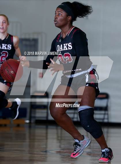 Thumbnail 2 in Oaks Christian @ Rolling Hills Prep photogallery.