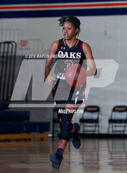 Thumbnail 3 in Oaks Christian @ Rolling Hills Prep photogallery.