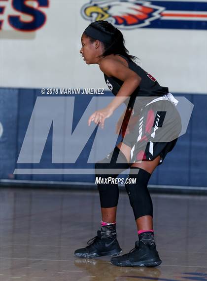 Thumbnail 1 in Oaks Christian @ Rolling Hills Prep photogallery.
