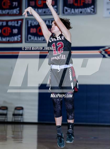 Thumbnail 1 in Oaks Christian @ Rolling Hills Prep photogallery.