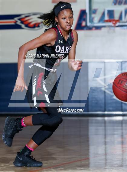 Thumbnail 2 in Oaks Christian @ Rolling Hills Prep photogallery.