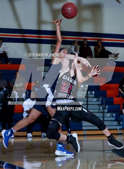 Thumbnail 3 in Oaks Christian @ Rolling Hills Prep photogallery.