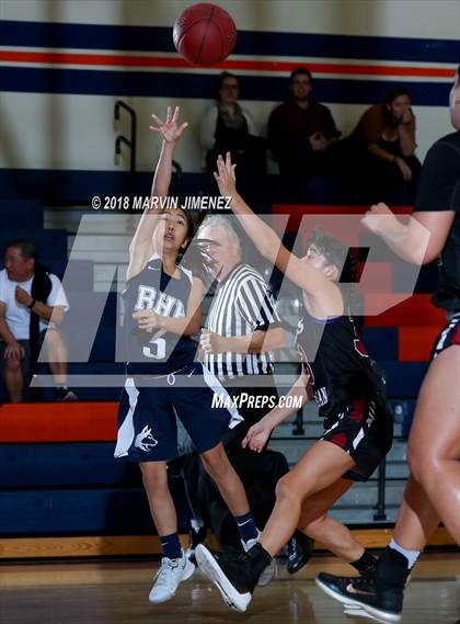 Thumbnail 3 in Oaks Christian @ Rolling Hills Prep photogallery.
