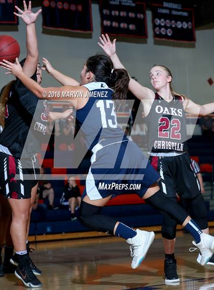 Thumbnail 2 in Oaks Christian @ Rolling Hills Prep photogallery.