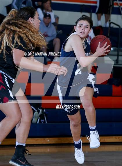Thumbnail 1 in Oaks Christian @ Rolling Hills Prep photogallery.
