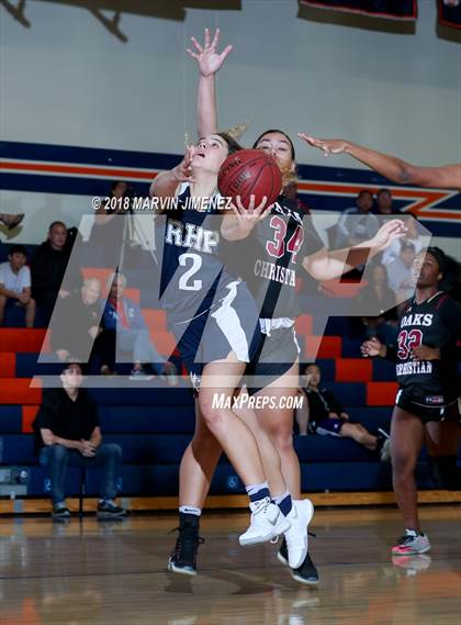 Thumbnail 2 in Oaks Christian @ Rolling Hills Prep photogallery.