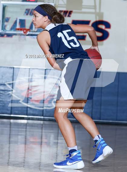 Thumbnail 3 in Oaks Christian @ Rolling Hills Prep photogallery.