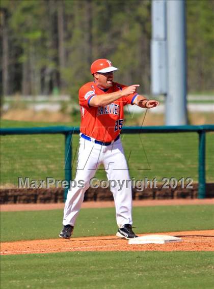 Thumbnail 1 in Harvard-Westlake vs. Parkview (National High School Invitational) photogallery.