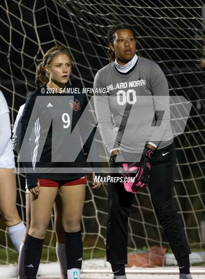 Thumbnail 2 in Omaha Westside vs. Millard North photogallery.
