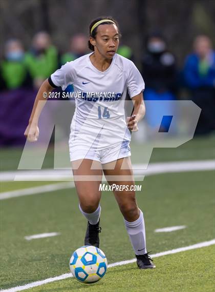 Thumbnail 3 in Omaha Westside vs. Millard North photogallery.