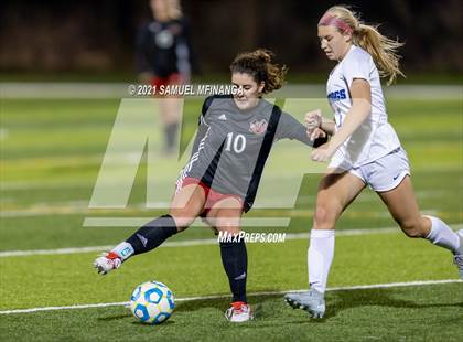 Thumbnail 2 in Omaha Westside vs. Millard North photogallery.