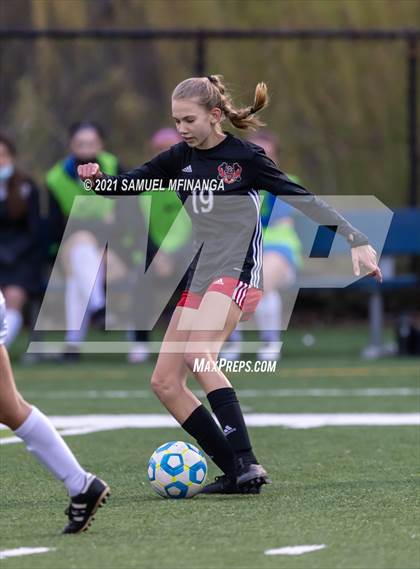 Thumbnail 1 in Omaha Westside vs. Millard North photogallery.