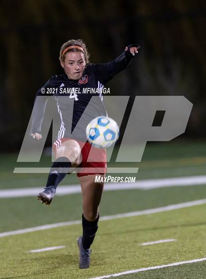 Thumbnail 3 in Omaha Westside vs. Millard North photogallery.