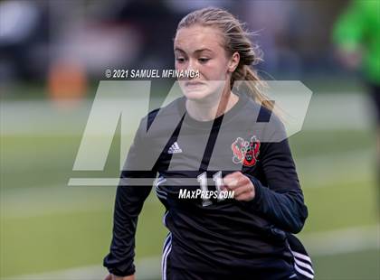 Thumbnail 3 in Omaha Westside vs. Millard North photogallery.