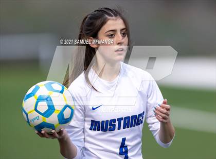 Thumbnail 3 in Omaha Westside vs. Millard North photogallery.