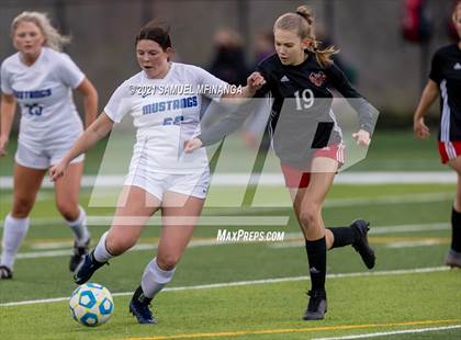 Thumbnail 1 in Omaha Westside vs. Millard North photogallery.