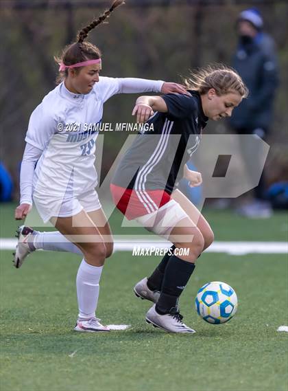 Thumbnail 2 in Omaha Westside vs. Millard North photogallery.