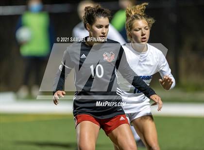 Thumbnail 2 in Omaha Westside vs. Millard North photogallery.