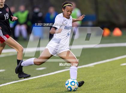 Thumbnail 1 in Omaha Westside vs. Millard North photogallery.