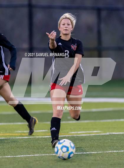 Thumbnail 2 in Omaha Westside vs. Millard North photogallery.