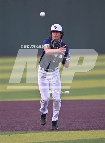 Thumbnail 2 in Reagan [Ronald] vs Smithson Valley (UIL 6A Region 4 Baseball Quarterfinal) photogallery.
