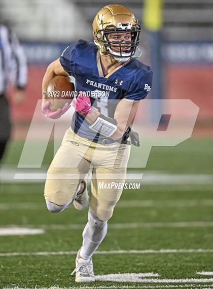 Thumbnail 3 in Bayport-Blue Point vs. Shoreham-Wading River (Section XI Division IV Final) photogallery.