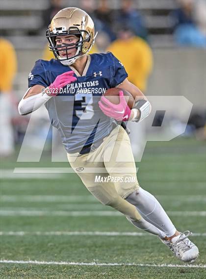 Thumbnail 2 in Bayport-Blue Point vs. Shoreham-Wading River (Section XI Division IV Final) photogallery.