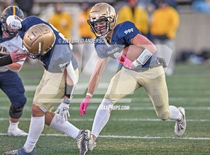 Thumbnail 3 in Bayport-Blue Point vs. Shoreham-Wading River (Section XI Division IV Final) photogallery.