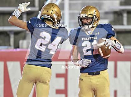 Thumbnail 3 in Bayport-Blue Point vs. Shoreham-Wading River (Section XI Division IV Final) photogallery.