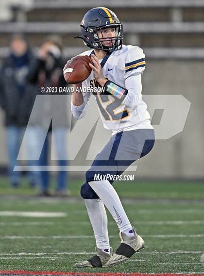 Thumbnail 3 in Bayport-Blue Point vs. Shoreham-Wading River (Section XI Division IV Final) photogallery.