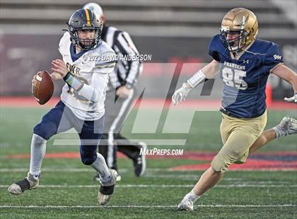 Thumbnail 3 in Bayport-Blue Point vs. Shoreham-Wading River (Section XI Division IV Final) photogallery.