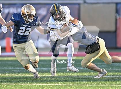 Thumbnail 3 in Bayport-Blue Point vs. Shoreham-Wading River (Section XI Division IV Final) photogallery.