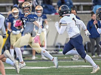 Thumbnail 2 in Bayport-Blue Point vs. Shoreham-Wading River (Section XI Division IV Final) photogallery.