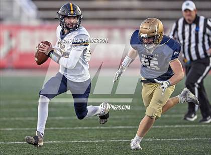 Thumbnail 3 in Bayport-Blue Point vs. Shoreham-Wading River (Section XI Division IV Final) photogallery.