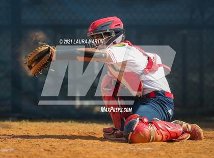 Thumbnail 3 in St. Thomas Aquinas @ Chaminade-Madonna photogallery.