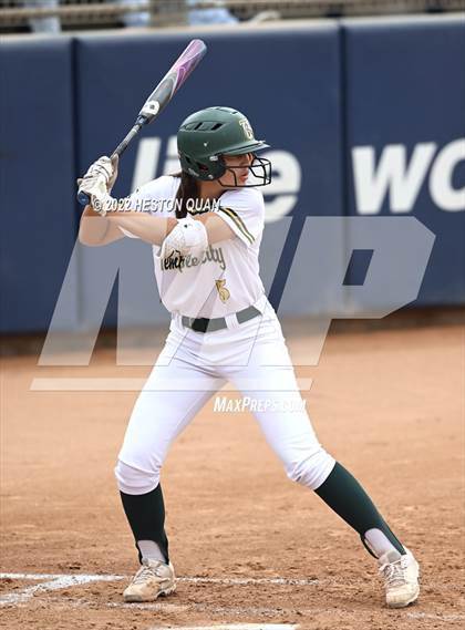 Thumbnail 2 in Temple City vs. Moorpark (CIF-SS D4 Final) photogallery.