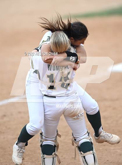 Thumbnail 3 in Temple City vs. Moorpark (CIF-SS D4 Final) photogallery.