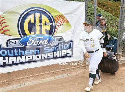 Thumbnail 1 in Temple City vs. Moorpark (CIF-SS D4 Final) photogallery.