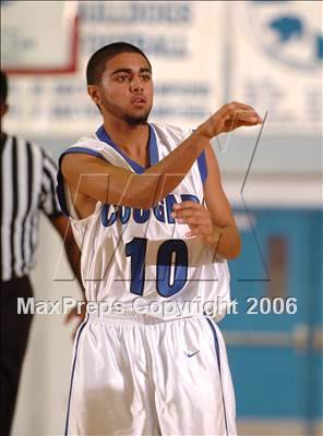 Thumbnail 3 in Jefferson vs. Newark Memorial (Les Schwab Shootout) photogallery.