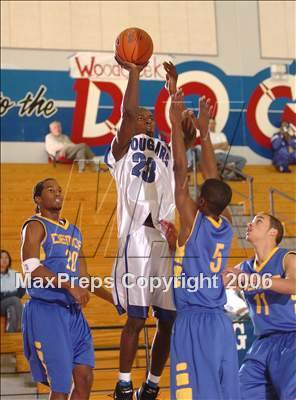 Thumbnail 2 in Jefferson vs. Newark Memorial (Les Schwab Shootout) photogallery.