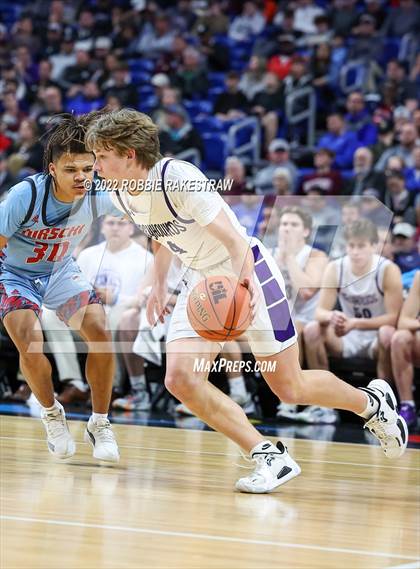 Thumbnail 1 in Boerne vs. Hirschi (UIL 4A State Semifinal) photogallery.