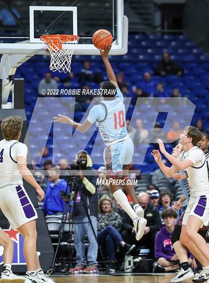 Thumbnail 2 in Boerne vs. Hirschi (UIL 4A State Semifinal) photogallery.