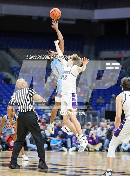 Thumbnail 1 in Boerne vs. Hirschi (UIL 4A State Semifinal) photogallery.