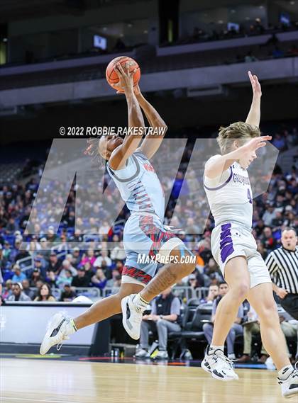 Thumbnail 2 in Boerne vs. Hirschi (UIL 4A State Semifinal) photogallery.