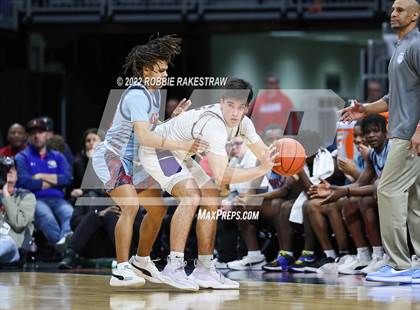Thumbnail 1 in Boerne vs. Hirschi (UIL 4A State Semifinal) photogallery.