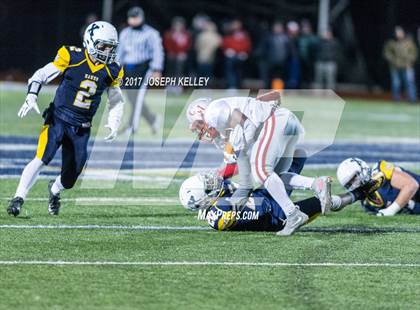 Thumbnail 2 in Catholic Memorial vs. Xaverian Brothers (MIAA Division 1 South Final) photogallery.
